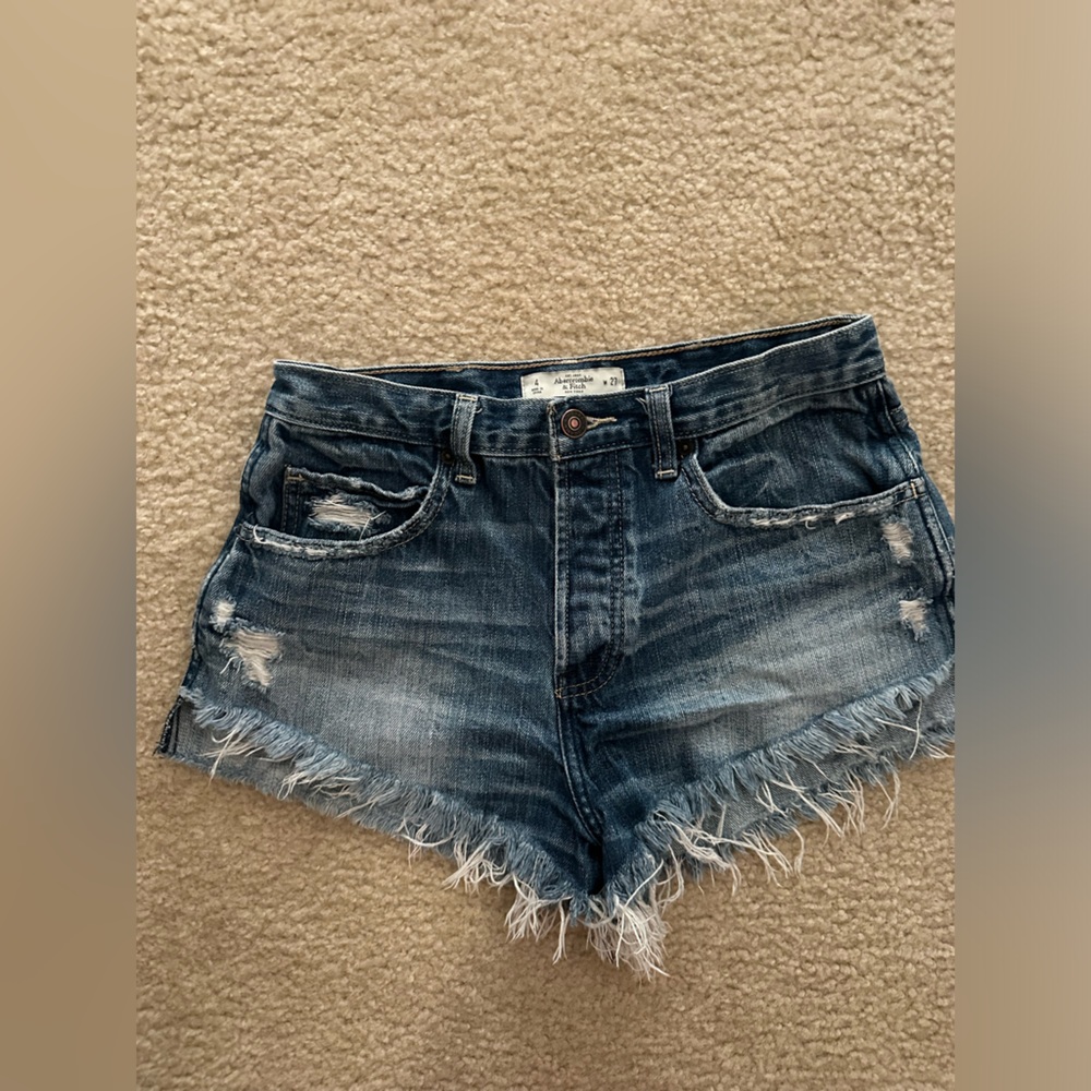 Abercrombie & Fitch Distressed Frayed Raw Hem Blue Denim Jean Shorts Size 4/27